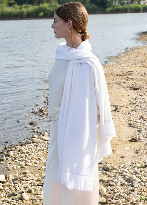 THE FRINGE LIGHTWEIGHT KNIT SCARF