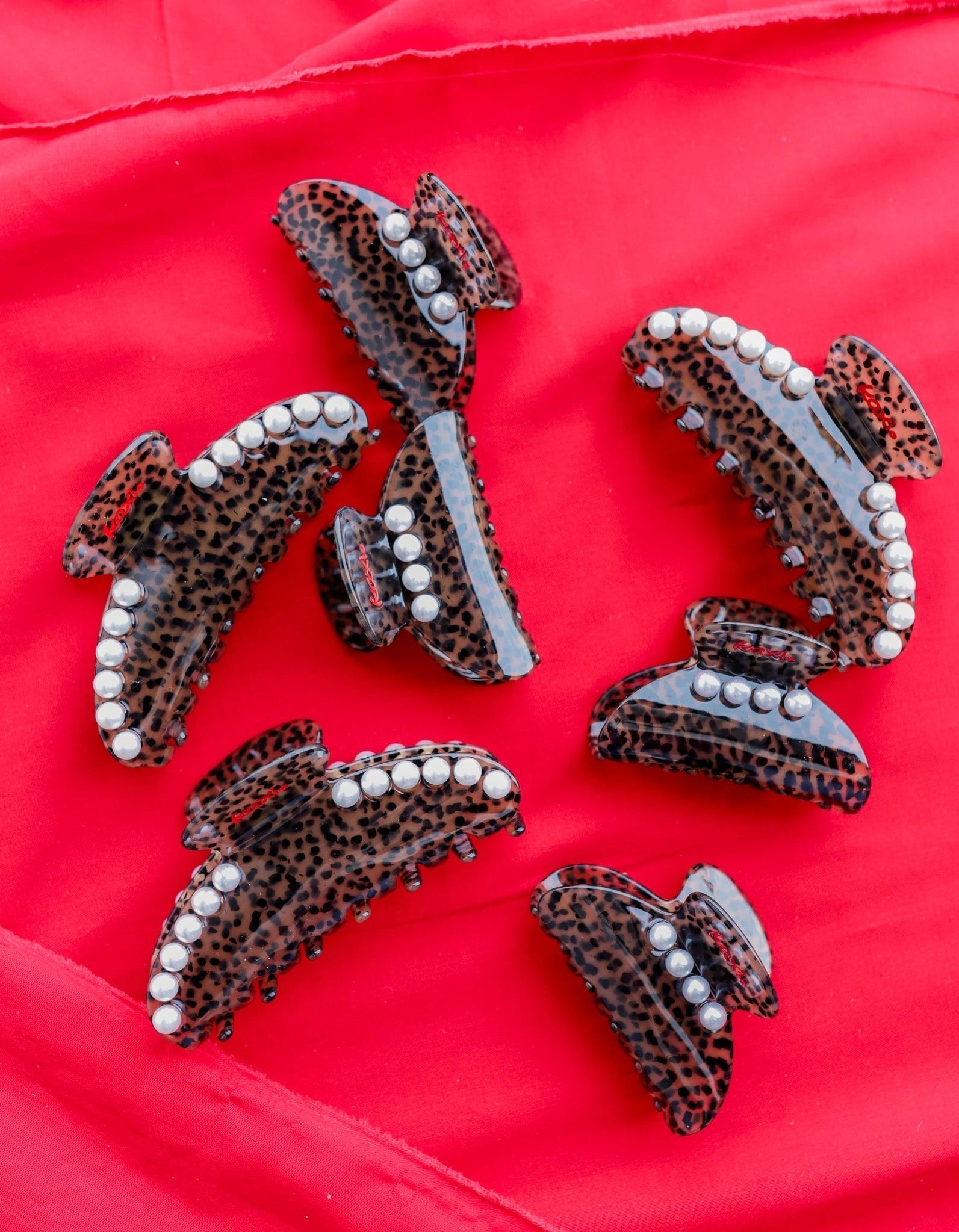 kaxi love is in the hair claw - oversized claw