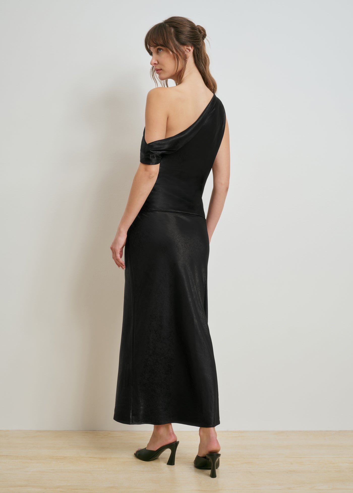 THE FAVORITE SKIRT