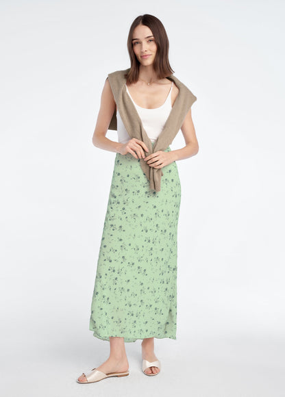 THE FAVORITE SKIRT