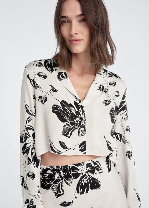 THE CROPPED LILY TOP