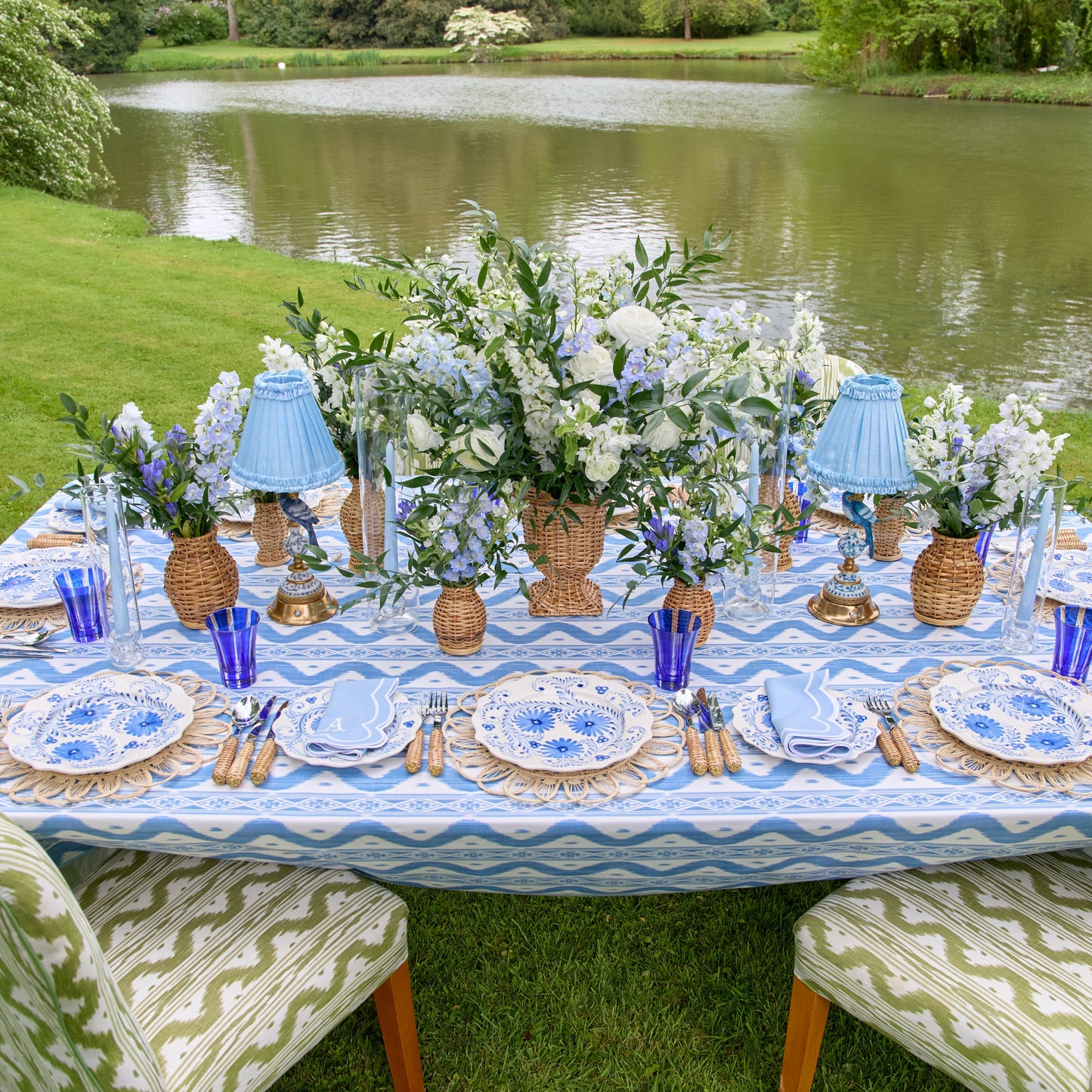 Blue Flowers Dinner Plates (Set of 4)