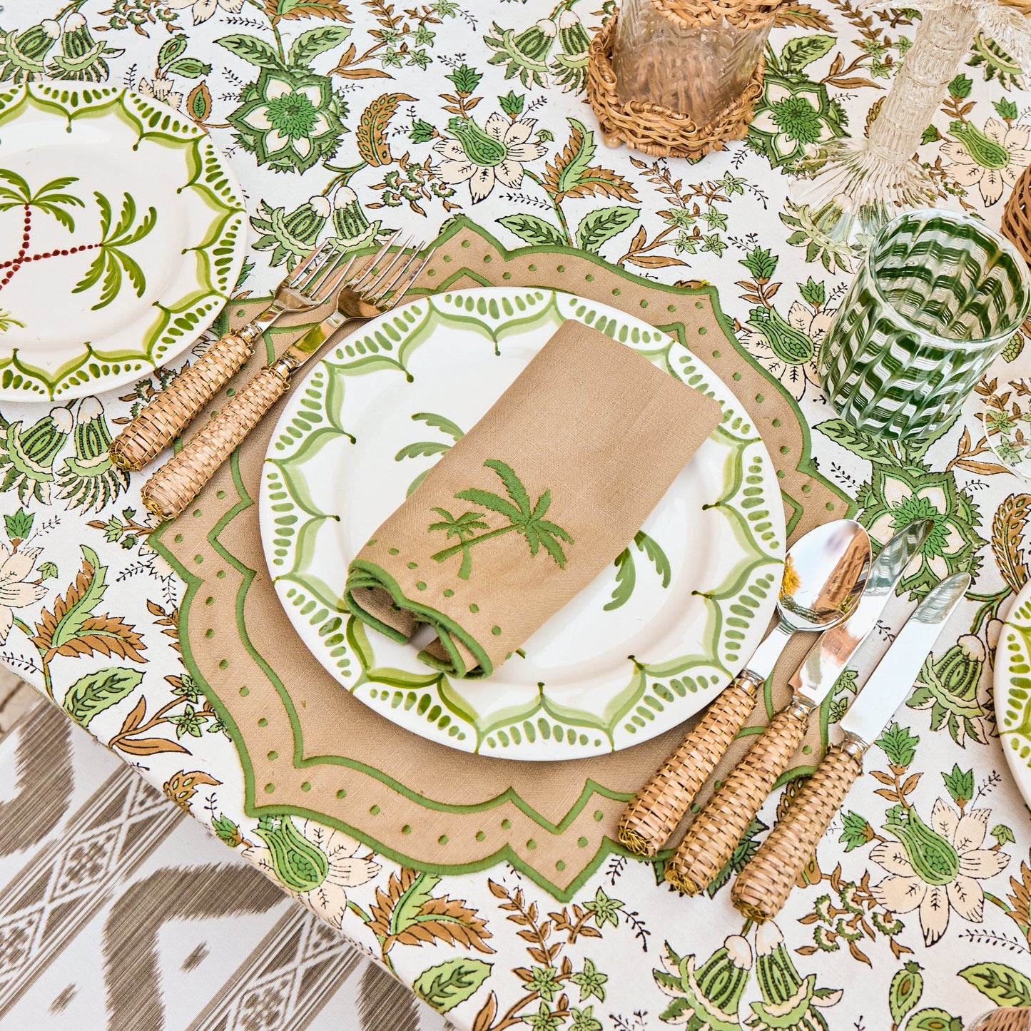 Sand & Green Celestria Palm Tree Napkins (Set of 4)
